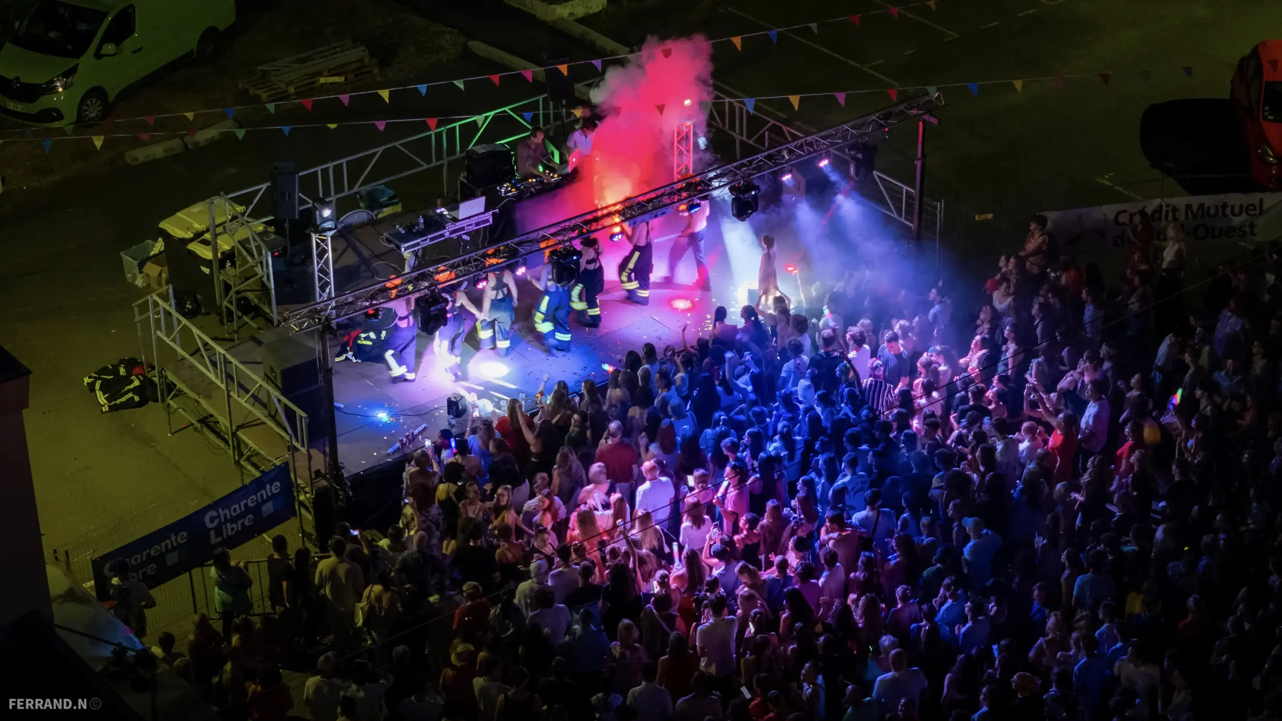 Vue aérienne du Bal des Sapeurs-Pompiers d'Angoulême 2025